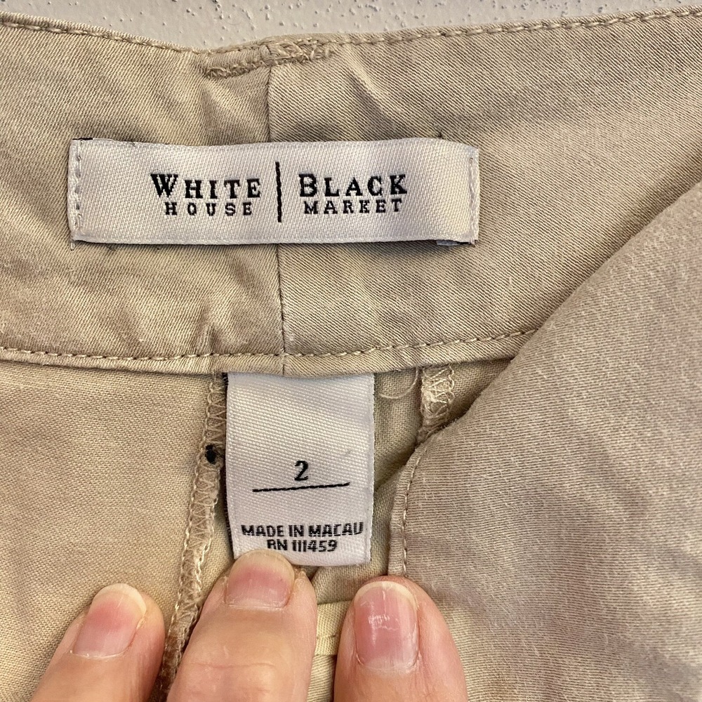 White House Black Market Woman's Capri Pants Khaki Beige Crop Cargo Size 2 - Picture 5 of 7